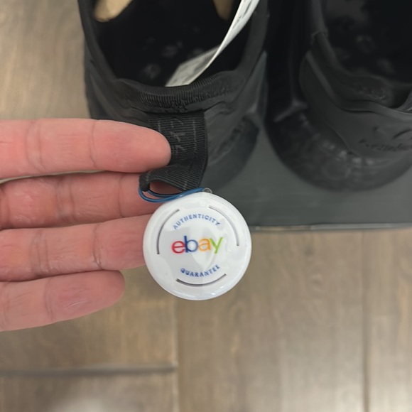 Adidas Triple Black Nmd_R1 Size 8.5 - Picture 3 of 6